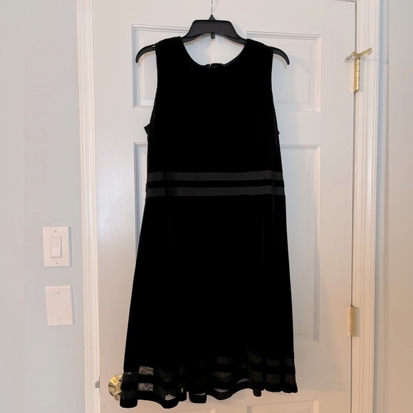 Calvin Klein Black Velvet Dress - Picture 2 of 4